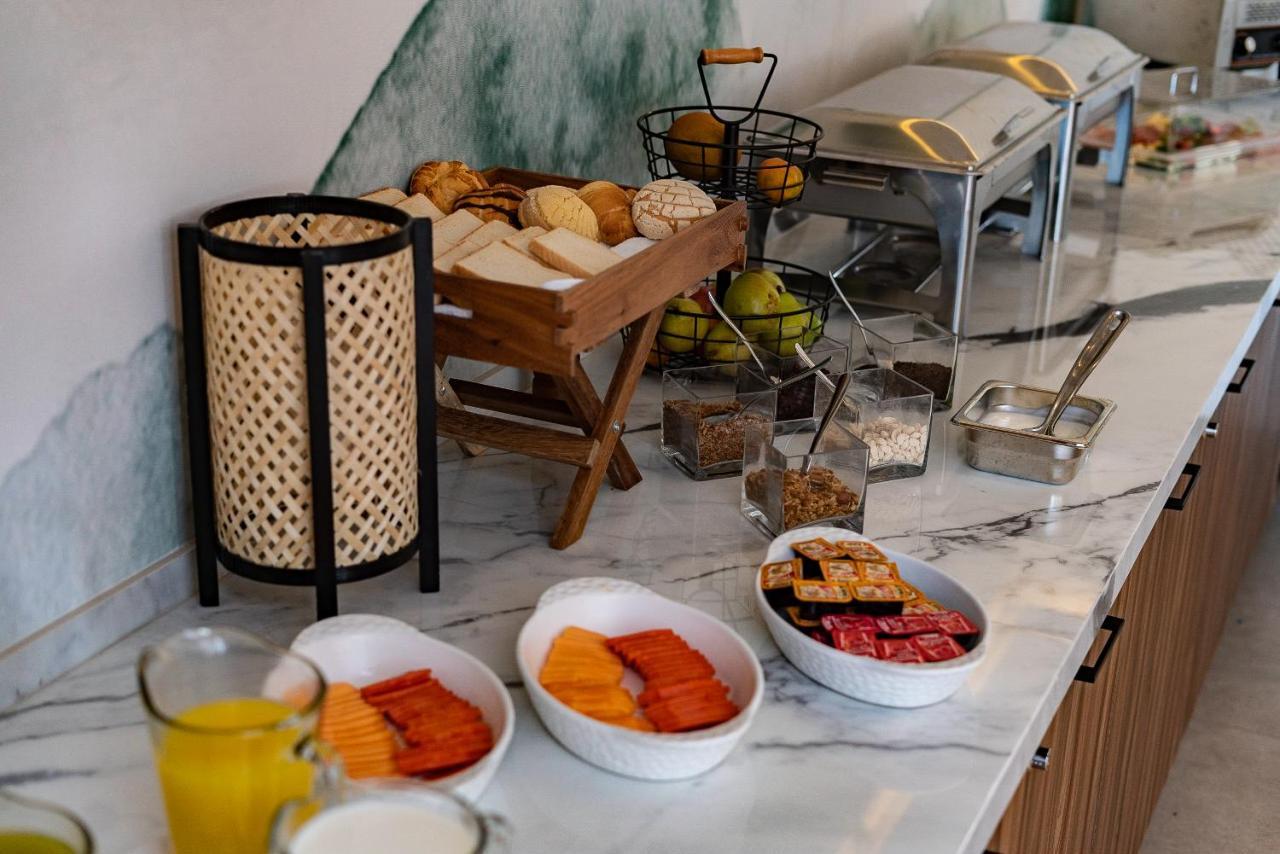 Fulton Business Luxury Hotel Guadalajara Ngoại thất bức ảnh