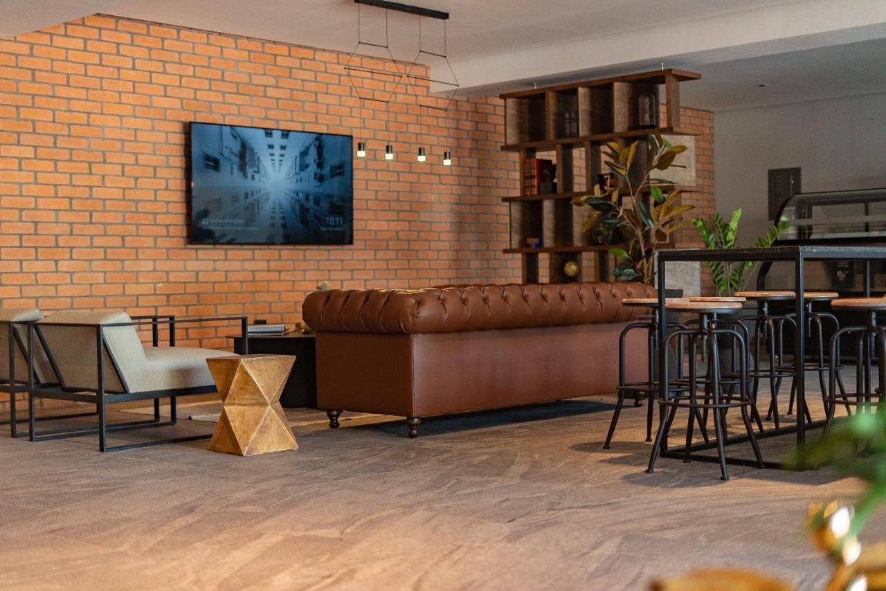 Fulton Business Luxury Hotel Guadalajara Ngoại thất bức ảnh